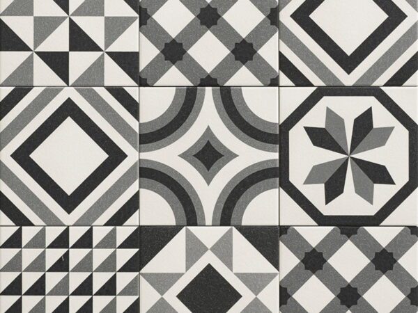 Trinity: Trinity Black Pattern